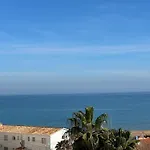 El Rancho 아파트