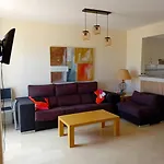 El Rancho 아파트